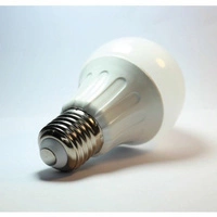Żarówka LED E27 12W zimna 6400K A60