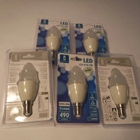 Żarówka LED E14 7W zimna 6400K świeczka C37